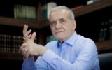 پزشکیان: تحریم‌کنندگان مردم ایران به دشمن ایران سلاح شیمیایی می‌دادند