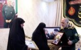 اعطای درجه سپهبدی به خانواده شهید علی شادمانی توسط سرلشکر عبداللهی